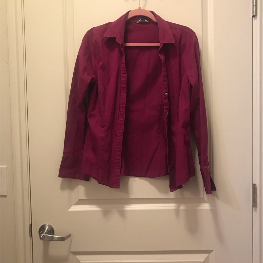 Banana Republic social shirt